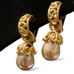 Vtg Japanese Designer LS Clip Earrings Baroque Pearl Drops 80s 90s